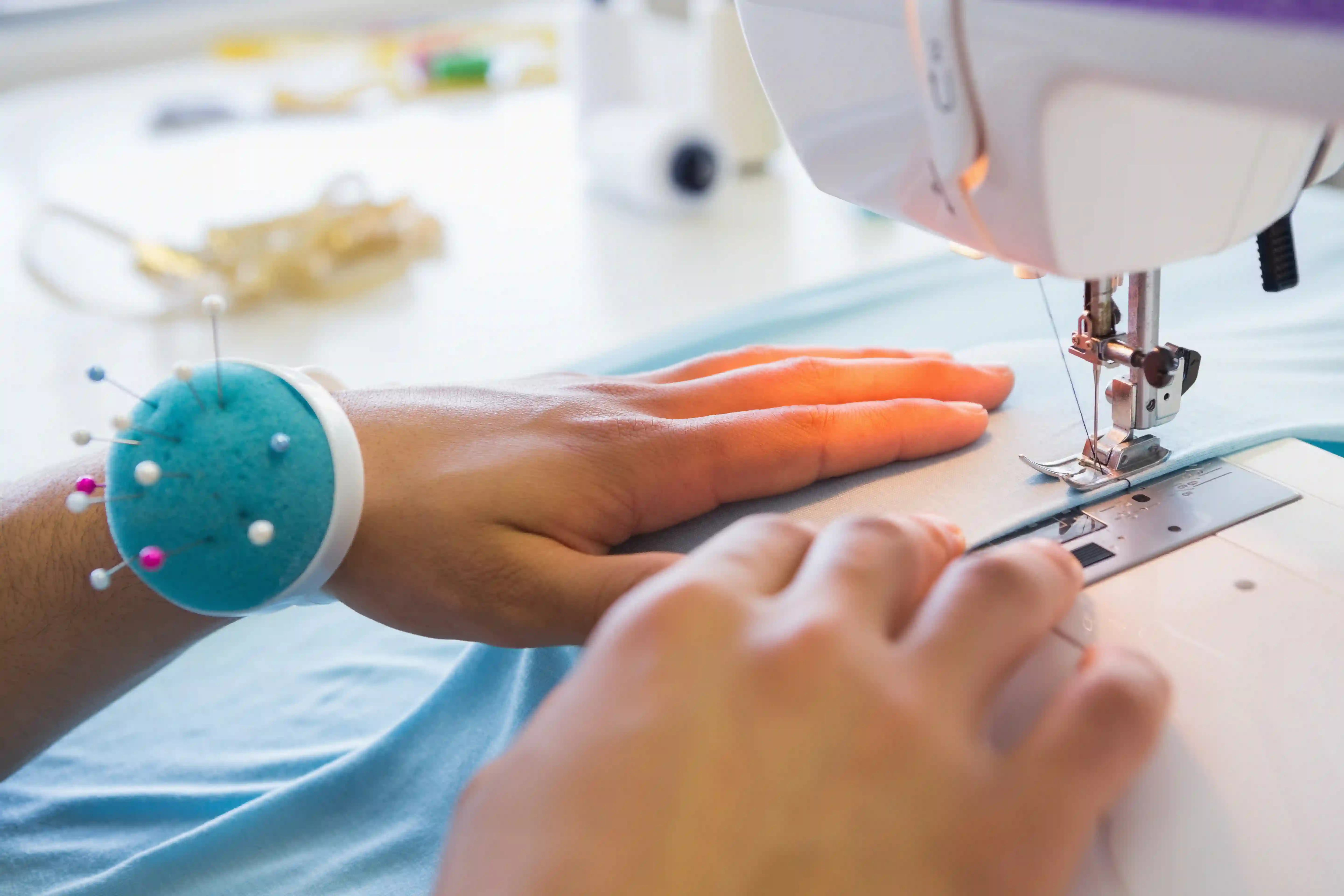 עיצוב וקורס תפירה למתחילים